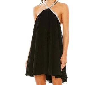 NWT Mac Duggal Sz 2 Black Halter Mini Dress